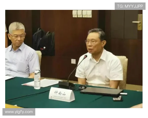 专访李伟:深入探讨排球领域的成功秘诀与未来发展方向 专访李伟:深入探讨排球领域的成功秘诀与未来发展方向