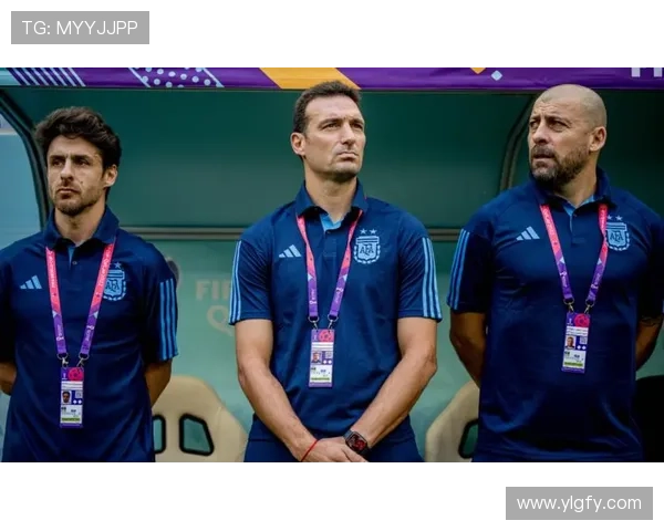 从绿茵场到教练席足球明星如何蜕变为卓越教练的成功之路 从绿茵场到教练席足球明星如何蜕变为卓越教练的成功之路