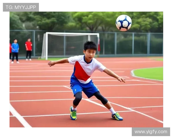 从零起步到足球高手的全面训练与实战技巧指南 从零起步到足球高手的全面训练与实战技巧指南