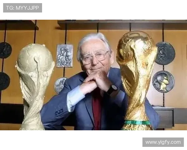 全球足球明星荣誉排行榜前十名揭晓引发热议